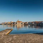 Vinea Apartmani Umag, Ulica G Garibaldia 2